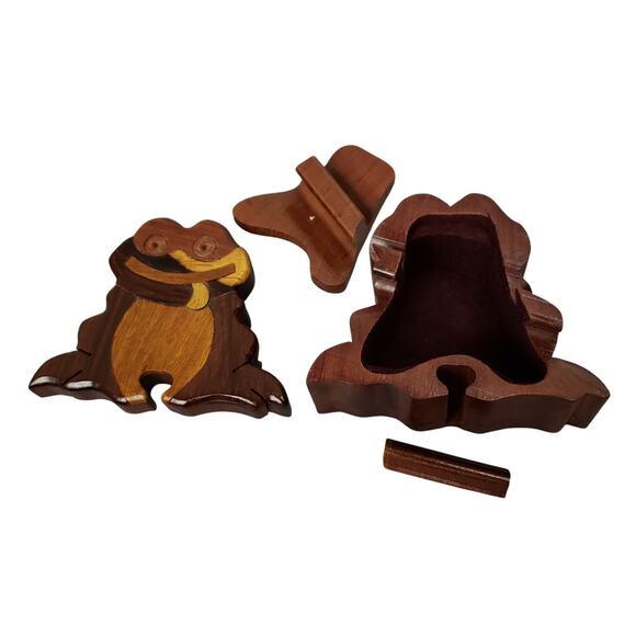 Hand Carved Wooden Frog Mohogany Figure Puzzle Box Secret Trinket Box Inside! - Picture 9 of 11
